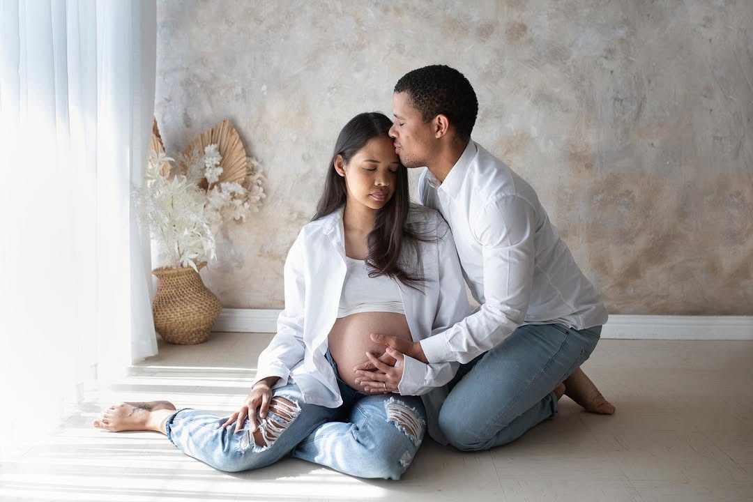 Couple maternity pose